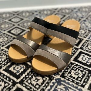 Dansko Theresa Women's Sandals in Black and Gray/Pewter  40/9.5-10 NEW